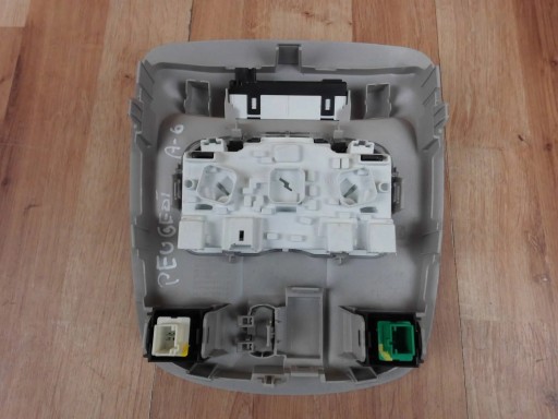 PEUGEOT 308 II T9 FANALE CIELO INTERNO OSWIETLENIE INTERNA CABINA 9677821577