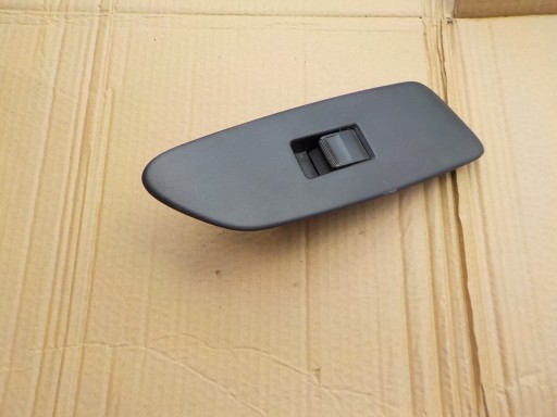 switch windows right front toyota auris and 2008r