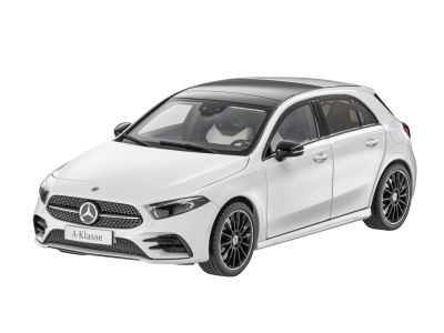 Mercedes AMG A-Class W177 Модель автомобіля 1:18 B66960429