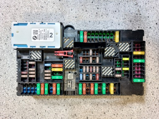 БЛОК ПРЕДОХРАНИТЕЛЕЙ BMW G20 BSI 8734160