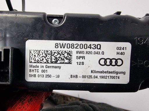 PANEL of the air conditioning 8W0820043Q AUDI A4 B9