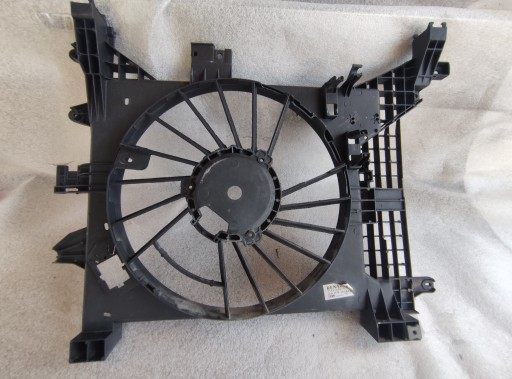 21 48 - ВЕНТИЛЯТОР КОРПУС РАДІАТОРА DUSTER І 214814567R