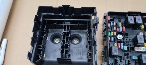 Chrysler Pacifica 2022 Module fusibles Boîte HYBRYDA 68574257AB