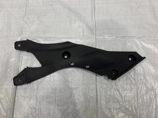 MASERATI GRECALE КРИШКА ПЕРЕДНЬОГО РЕМЕНЯ БЕЗПЕКИ 670215672