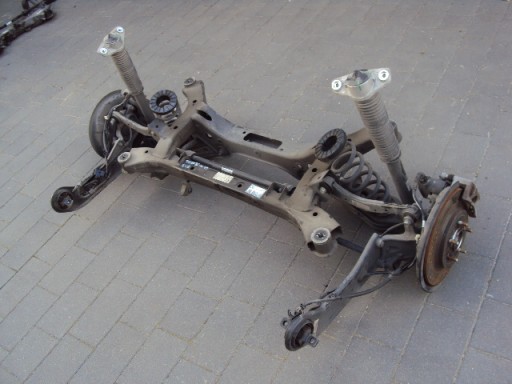 Задняя балка подвески hyundai tucson iii с лифтом