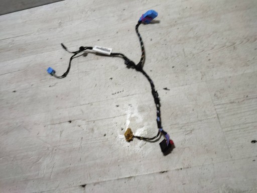 Volkswagen Touran III 2020 bundle przewodow bonnet rear part