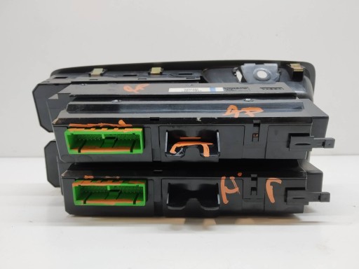 window control switch front left right 9496385 9496386 Volvo S80 and (1998-2006)