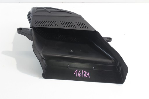 Впускний повітрозабірник AUDI A4 B8 8K0129618