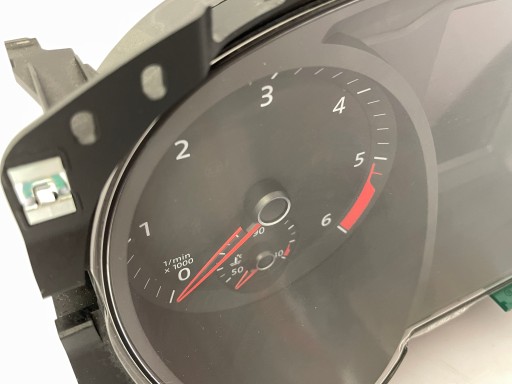 VW Passat B8 14-19R Wskaznik dials clock 3G0920741D EUROPA