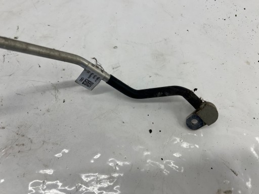 vezetö tömlö a klímának AUDI A4 S4 B9 8W A5 F5 8W1820720F