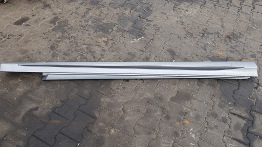 Mercedes W205 cover of the threshold right A205690XX40