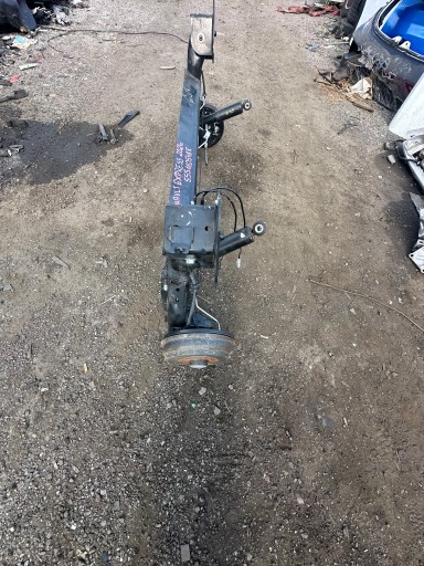 Задній задній задній белка повний renault express ii 2021-2025 555110548r