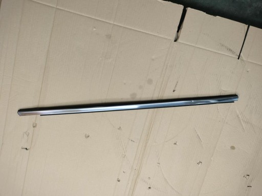 СКРЕБКА ДВЕРЕЙ, ПЕРЕДНЯ ПРАВА 808203961R ARKANA