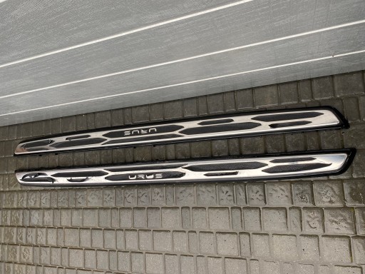 4M0071994 4M0071993A - LAMBORGHINI URUS НАКЛАДКА НА ПОРОГ