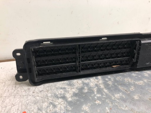 blinds air line blinds air duct air line AUDI Q8 4MN122321