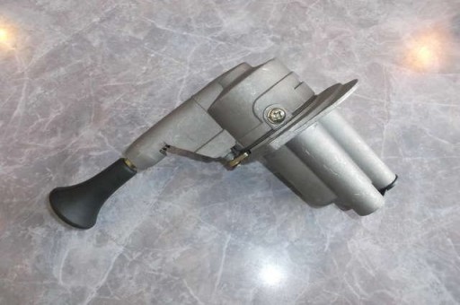 42.12.010.0/2057 - Ручной тормоз клапан 3-выход S742