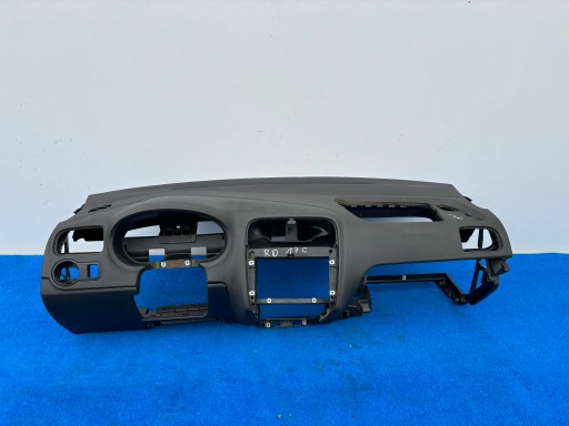 VW POLO 6R 6C console dashboard instrument panel cockpit 6R1857004A RO17C