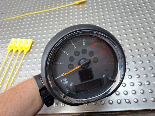 tachometer MINI COOPER COUNTRYMAN R60 10- petrol 9325820