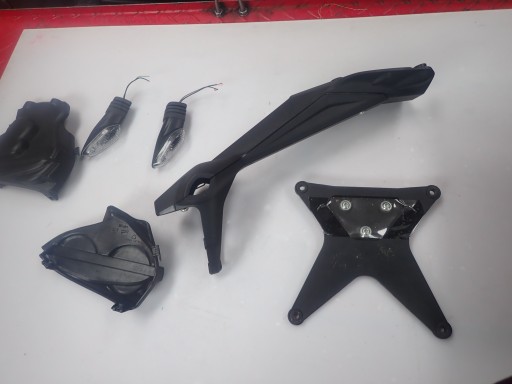 640.1641.1A - Ducati 1299 Panigale кріплення масиву напрямки