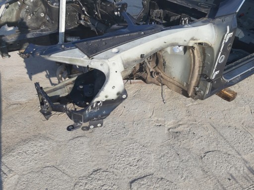 ПРАВАЯ ПЕРЕДНЯЯ ЧЕТВЕРТЬ ЛЕВАЯ BENTLEY CONTINENTAL FLYING SPUR