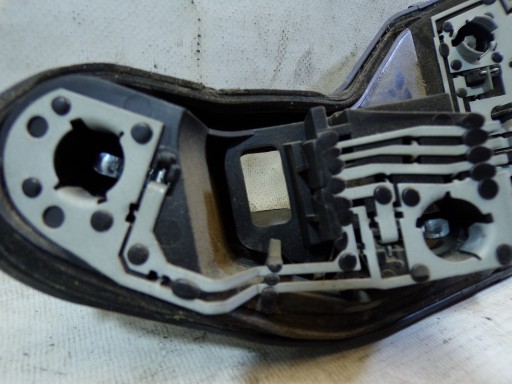 scheinwerfereinsatz hinten PRAWEJ rechts PEUGEOT 207 HB (1)