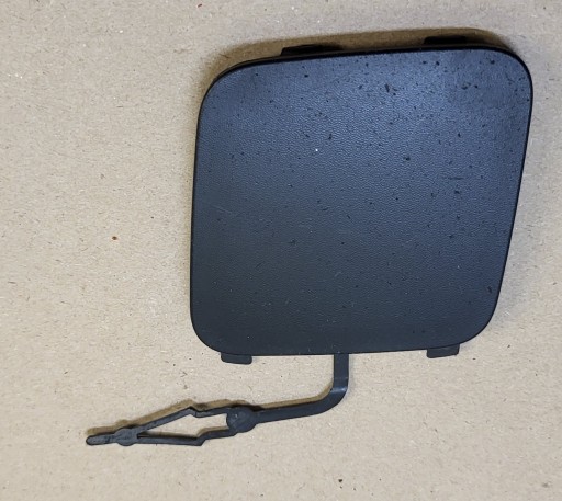 Abschleppöse der Stoßstange vorne Blende Abdeckung PEUGEOT PARTNER III CITROEN BERLINGO OE