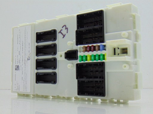 Коробка модуля bdc bsi bmw i3 l01 13- 9335218