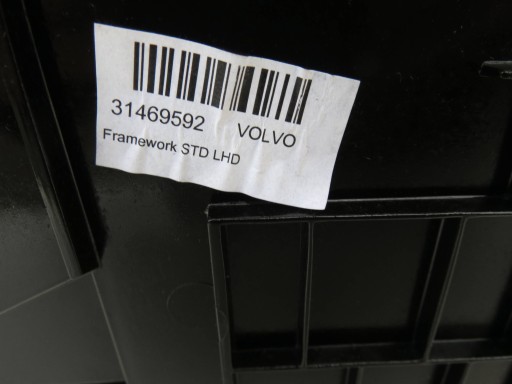 console TUNEL central VOLVO S90 II 2.0 D 190KM 2016-2021R 31389613