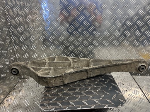 arm right rear VOLVO XC70 II 31317603