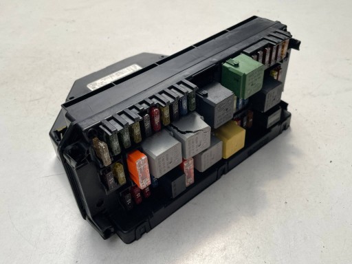 MERCEDES E KLASA W212 compartment of fuses A2129004225 !J