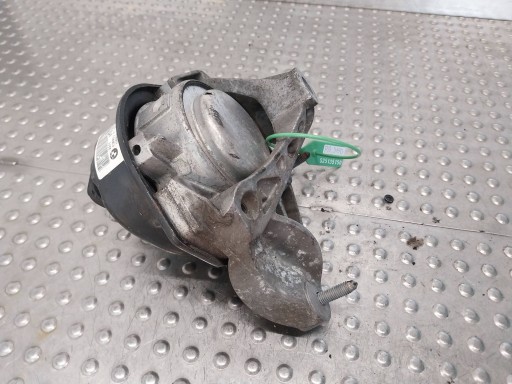 holder engine mount right 6758427 BMW 7 E65 E66 E67 3.0D