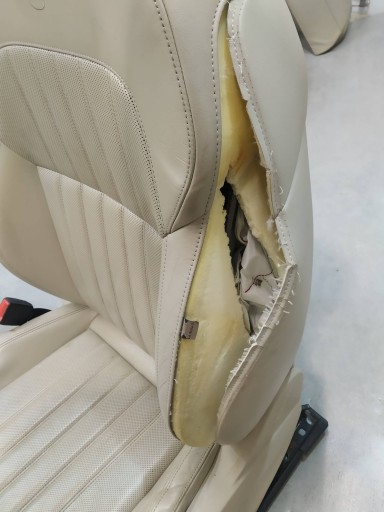 seats GRZANE electrics LAURIN KLEMENT KPL HB Skoda Superb III (2015-24)