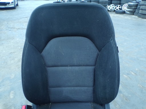 Sitz links Fahrer MERCEDES B KLASA W246