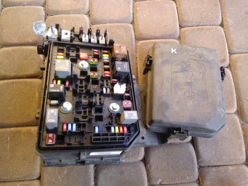 Opel oe 39040849 блок предохранителей opel astra k 15-20 год
