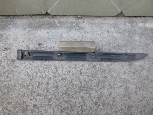 Lexus GS III GS450h moulding door right
