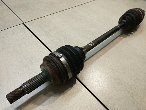 Demi axe Gauche Courte YARIS et 1.0