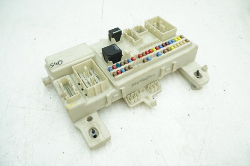 Volvo c30 v50 s40 ii блок запобіжників bsi cem 31254903