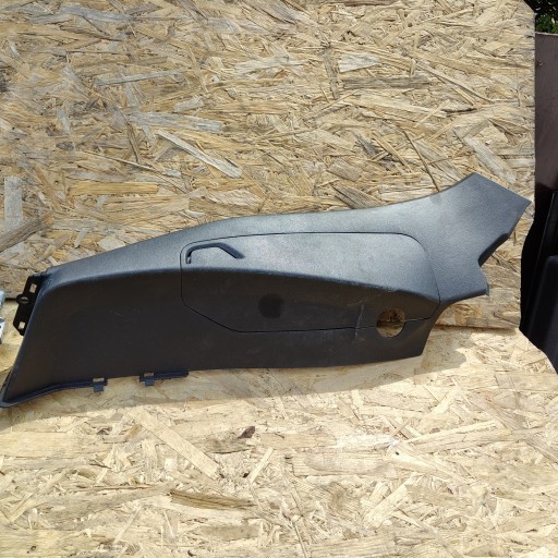 cover SLUPKA left rear part RENAULT MEGANE IV KOMBI