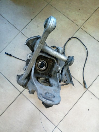 6770970 6770969 - Bmw x5 e70 x6 e71 кулак задній оригінал*