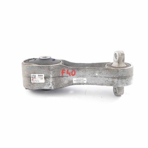 BMW F40 120dx B47D стабилизатор поперечной устойчивости 6885786