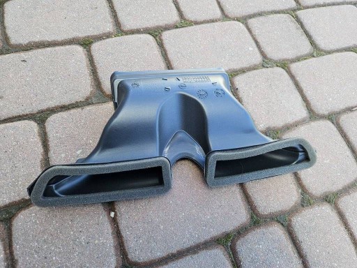 přívod vzduchový TROUBA přístrojovky dolní OPEL ASTRA L 6 VI 9830650380