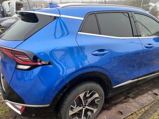 KIA SPORTAGE V ЧВЕРТЬ ПРАВА ЗАДНЯ