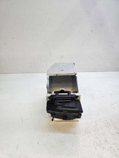 Halter Halter AKUMULATORA AUDI A4 B9 A5 8W0915172B