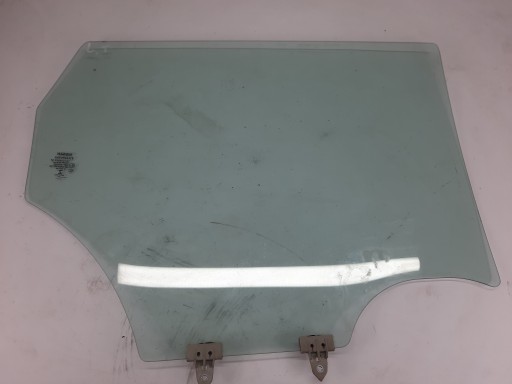 NISSAN QASHQAI J11 стекло задней левой двери