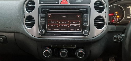Radio samochodowe Volkswagen Tiguan 2009 3C8035195