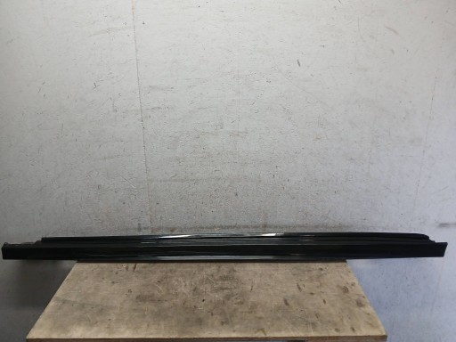threshold left moulding cap threshold MERCEDES CLA W118 A118 AMG A1186909500