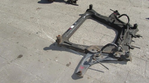 GIS41633 - Nissan juke f15 санки коляска передня 14-