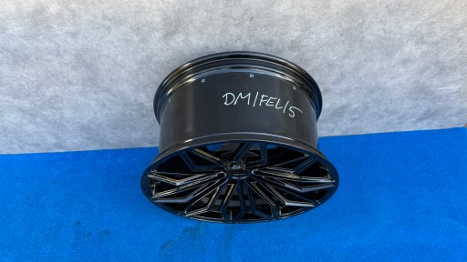 LAMBORGHINI URUS disc rear new original 11,5JX23 ET22 5X130 DM/FEL/5