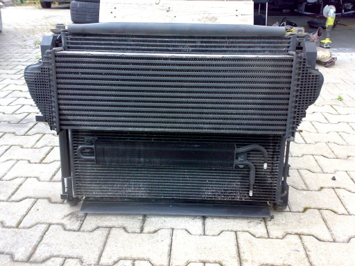 Jeep grand cherokee wk2 iv 3.0crd радіатори комплект вентилятора радіатора