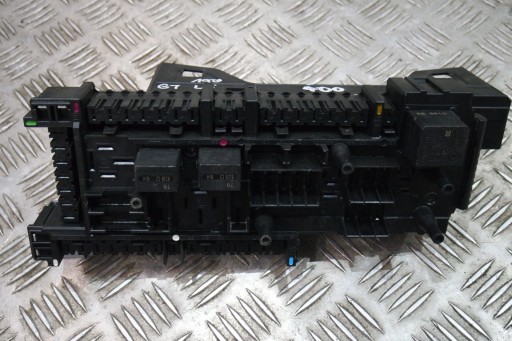 3 - Блок предохранителей mercedes w190 gt amg